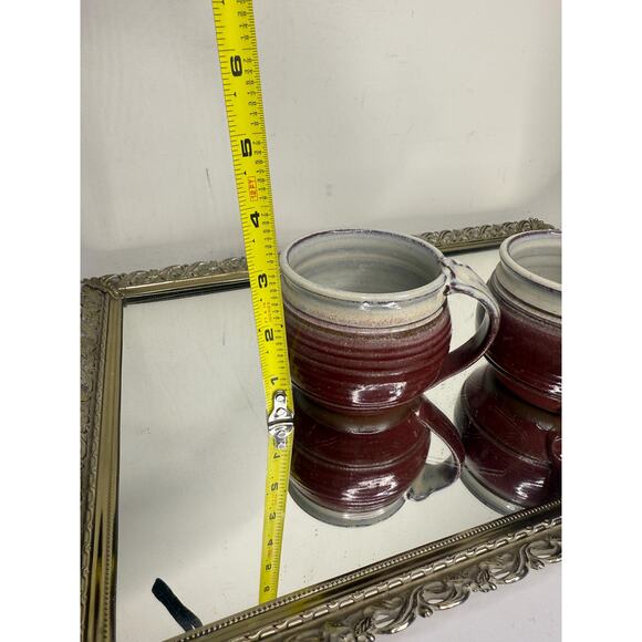 Beautiful Studio Art Pottery Mugs Pair of 2 Drip Glaze Artist Signed Red Cream - Picture 7 of 10